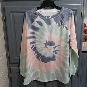 Tie dye tee